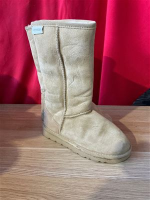 UGG Boots - Aust Size 4 USA Mens 5 USA Ladies 6, Long Pullons,Sand Colour Thumbnail