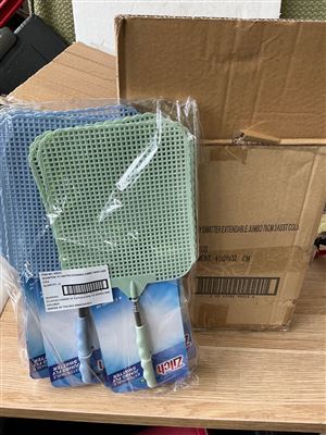 Flyswatter Extendable Jumbo Size Carton of 96 Thumbnail