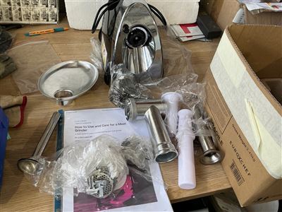 Meat Mincer/ Sausage Maker Thumbnail