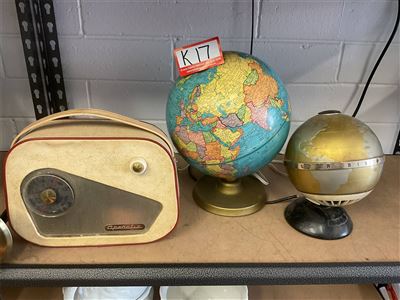 Vintage Radio, Globe And Globe Radio, Not Tested "Sold As Is" Thumbnail