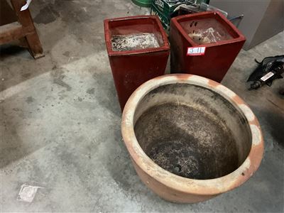Round Pot 49 Cm Diameter And 2 Tall Pots 50 Cm High Thumbnail