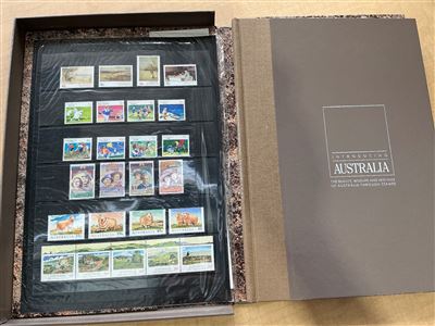 Introducing Australia Stamp Presentation Pack, Approx. 25 Stamps Thumbnail