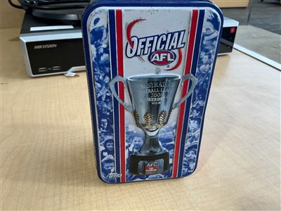 Topps Official AFL Tin with Quantity of Topps Chipz Collector Chips Thumbnail