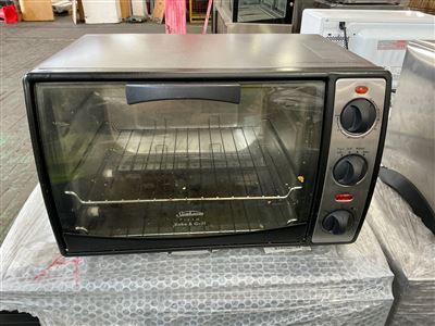 Pizza Bake & Grill, Model BT5300P, 240v, 50Hz, 1600w, Sold As Is Not Tested Thumbnail