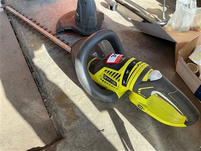 Ryobi Cordless Hedge Trimmer and Ozitio Electric Line Trimmer - Not Tested (Collect From Greenfields ) Thumbnail