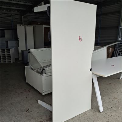 Workstation Desk -1800 X800   -( Collect From Victor Harbor ) Thumbnail