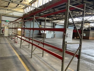 Pallet Racking, - Brownbuit 6 Bays- Overall Length 16 M Approx- 2650 mm  High - Thumbnail
