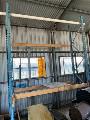 Pallet Racking, 1 Bay, 2 Blue Upright Frames with Orange Beams Thumbnail