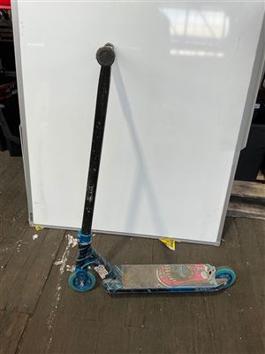 Scooter Thumbnail