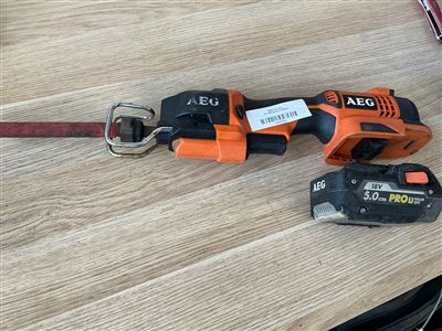 AEG 18 vCordless Ripro Power Saw-with 1 Battery ( Flat Battery Sold As Is Thumbnail