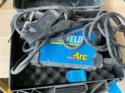Cigweld Weldskill Microarc 140 W1008163 Blue- 240 Volt -Not Tested Thumbnail