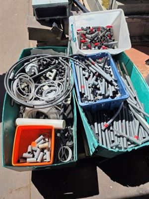 Various Fittings 19mm and 1/2 Inch Thumbnail