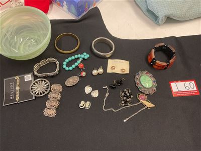 Brooches And Earrings Thumbnail
