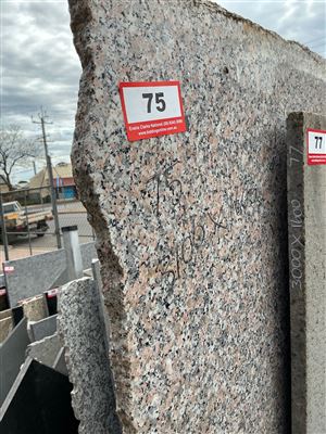 Granite Slab, Spotted Salmon, 3100 x 1600 x 20mm approx. Thumbnail