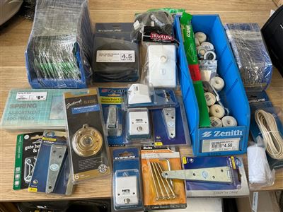 Quantity of Mixed Hardware Thumbnail