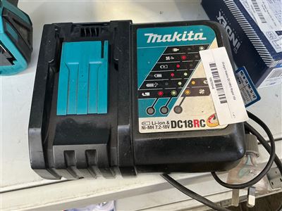 Charger Makita dc18RC Rapid 18V Thumbnail