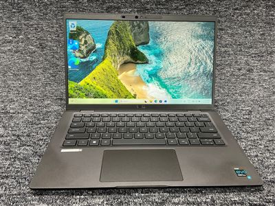 Dell Latitude 7420 - Intel Core i7-1185G7, 32 GB RAM, 512GB NVMe SSD with Adapter Thumbnail